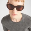 Okulary przeciwsłoneczne z logo Prada Okulary przeciwsłoneczne z logo Prada