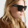 Okulary przeciwsłoneczne z logo Prada Okulary przeciwsłoneczne z logo Prada