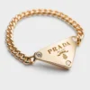 Pierścionek Eternal Gold Chain z żółtego złota z brylantami Pierścionek Eternal Gold Chain z żółtego złota z brylantami