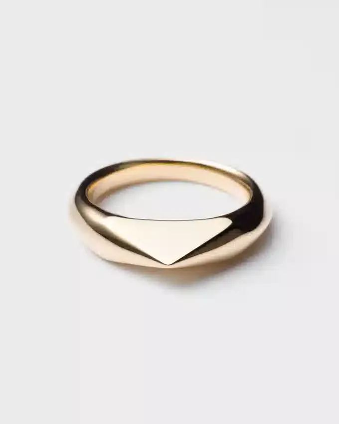 Pierścionek Eternal Gold z żółtego złota Pierścionek Eternal Gold z żółtego złota