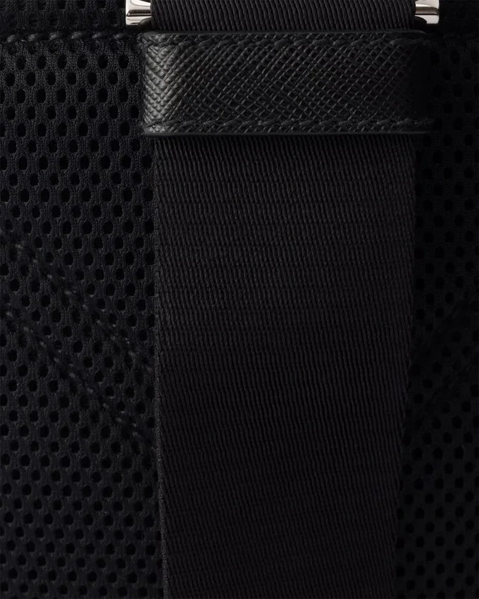 Plecak z materiału Re-Nylon i skóry Saffiano Plecak z materiału Re-Nylon i skóry Saffiano