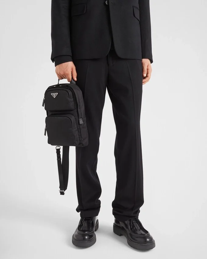 Plecak z materiału Re-Nylon i skóry Saffiano Plecak z materiału Re-Nylon i skóry Saffiano