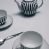 Porcelanowy czajniczek – paski Porcelanowy czajniczek – paski