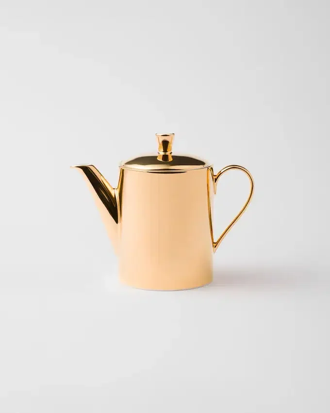 Porcelanowy dzbanek do kawy – w kolorze złotym Porcelanowy dzbanek do kawy – w kolorze złotym