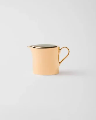 Porcelanowy dzbanek na mleko – czyste złoto