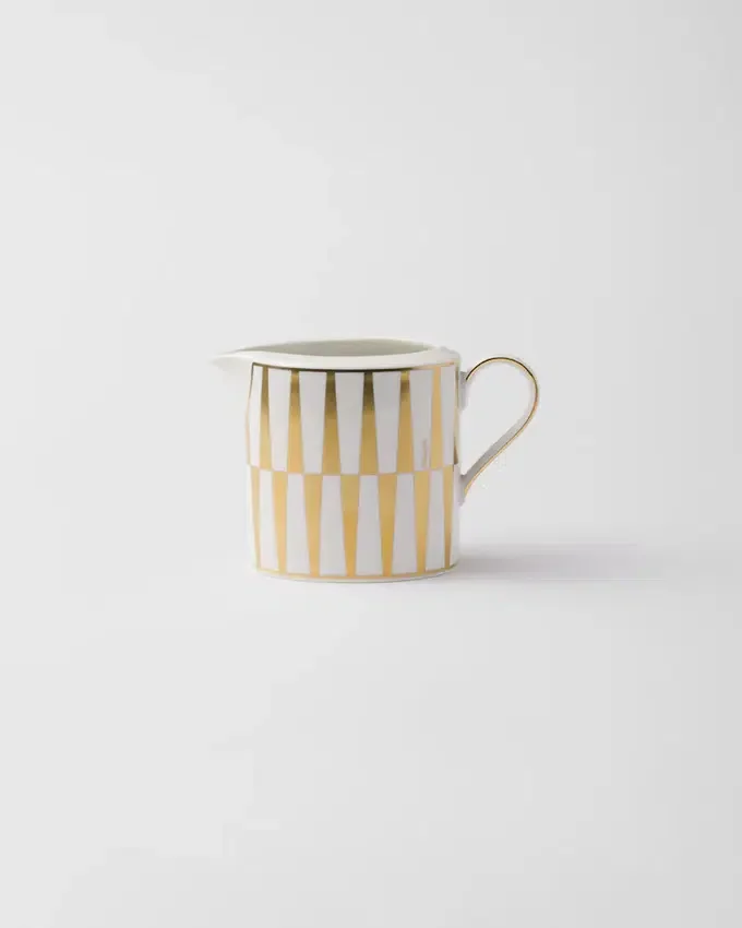 Porcelanowy dzbanek na mleko – paski Porcelanowy dzbanek na mleko – paski