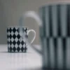 Porcelanowy kubek – szachownica Porcelanowy kubek – szachownica
