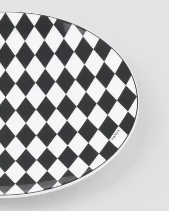 Porcelanowy talerz podkładowy – szachownica