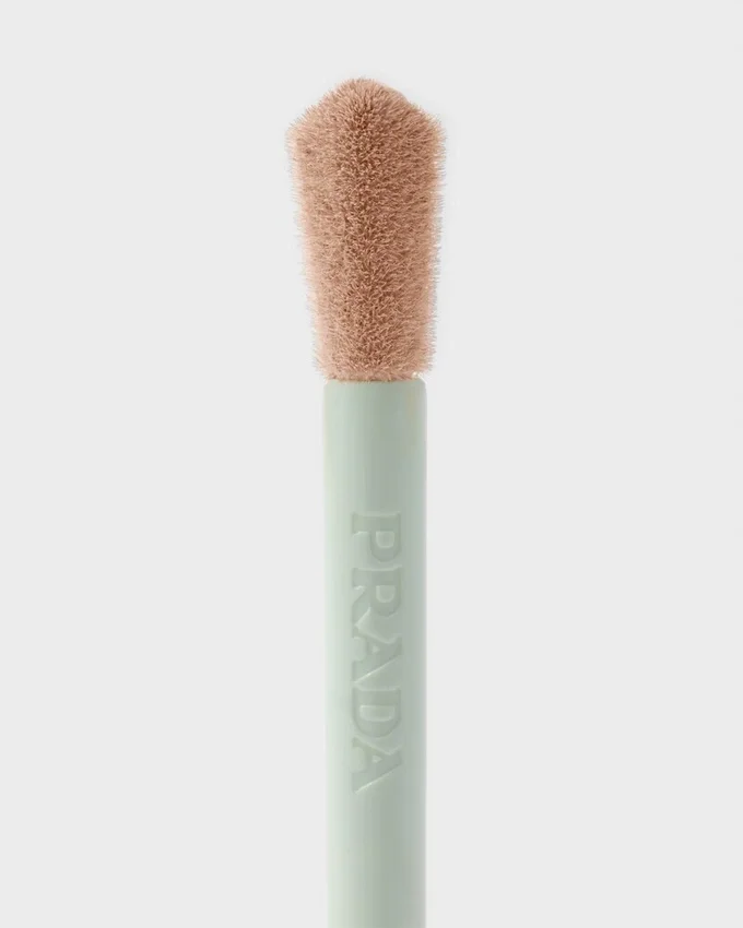 Prada Conceal Prada Conceal