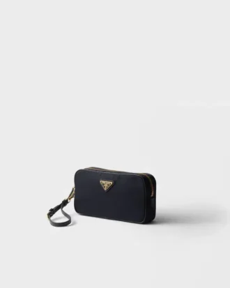 Prada Re-Edition 1978 – etui z materiału Re-Nylon i skóry Saffiano