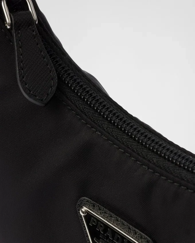 Re-Nylon Prada Re-Edition 2000 Mini-Bag Re-Nylon Prada Re-Edition 2000 Mini-Bag
