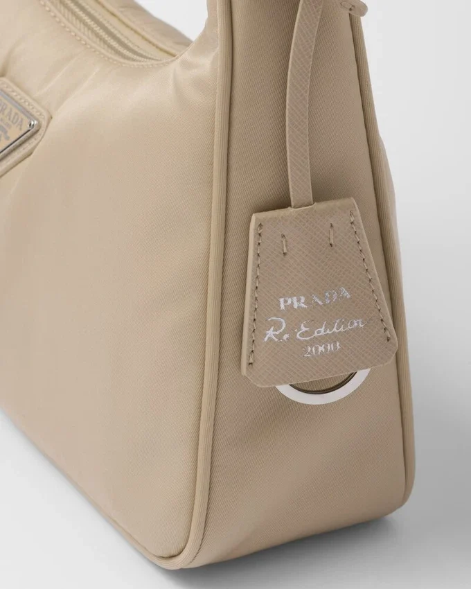Re-Nylon Prada Re-Edition 2000 Mini-Bag Re-Nylon Prada Re-Edition 2000 Mini-Bag