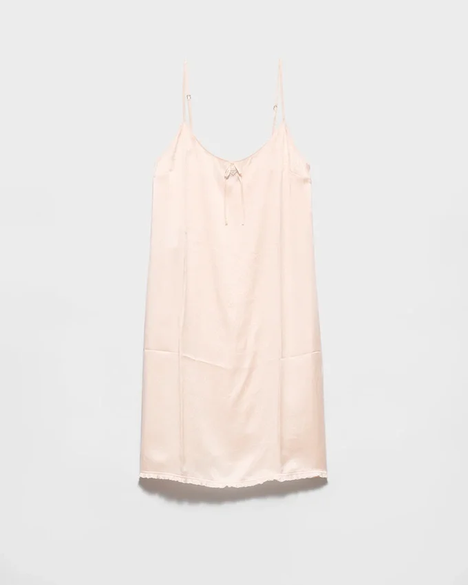 Satynowa sukienka typu slip Satynowa sukienka typu slip