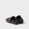 Skórzane buty typu shuffle z klamrą Skórzane buty typu shuffle z klamrą