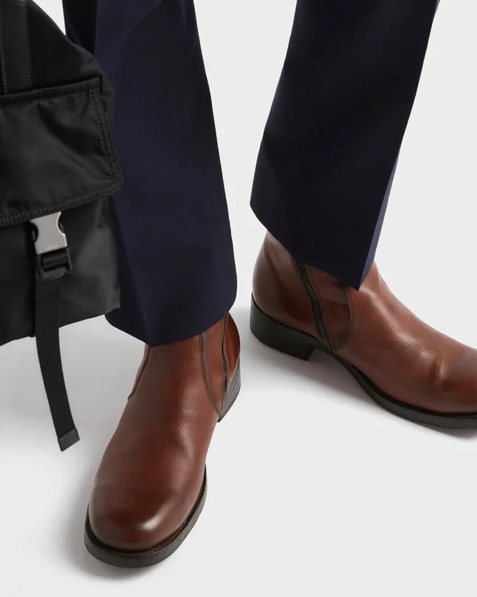 Skórzane buty zapinane na zamek Skórzane buty zapinane na zamek