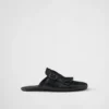 Skórzane klapki typu monk strap z frędzlami Skórzane klapki typu monk strap z frędzlami