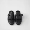 Skórzane klapki typu monk strap z frędzlami Skórzane klapki typu monk strap z frędzlami