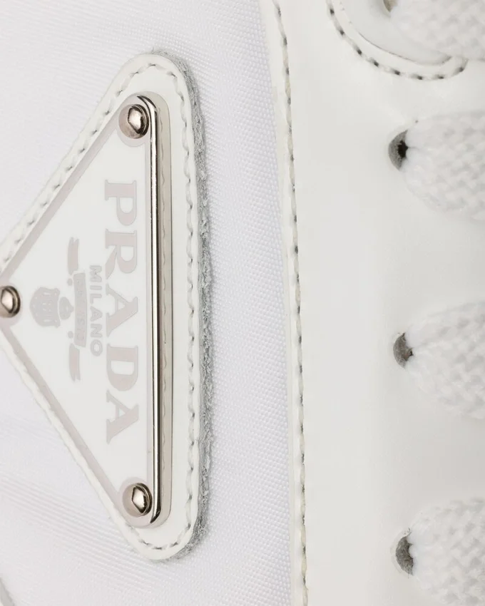 Sneakersy Prax 01 z materiału Re-Nylon i szczotkowanej skóry Sneakersy Prax 01 z materiału Re-Nylon i szczotkowanej skóry
