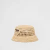 Słomkowy kapelusz typu bucket hat Słomkowy kapelusz typu bucket hat