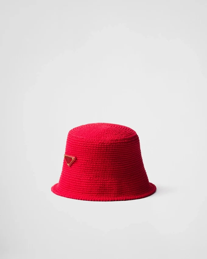 Słomkowy kapelusz typu bucket hat Słomkowy kapelusz typu bucket hat