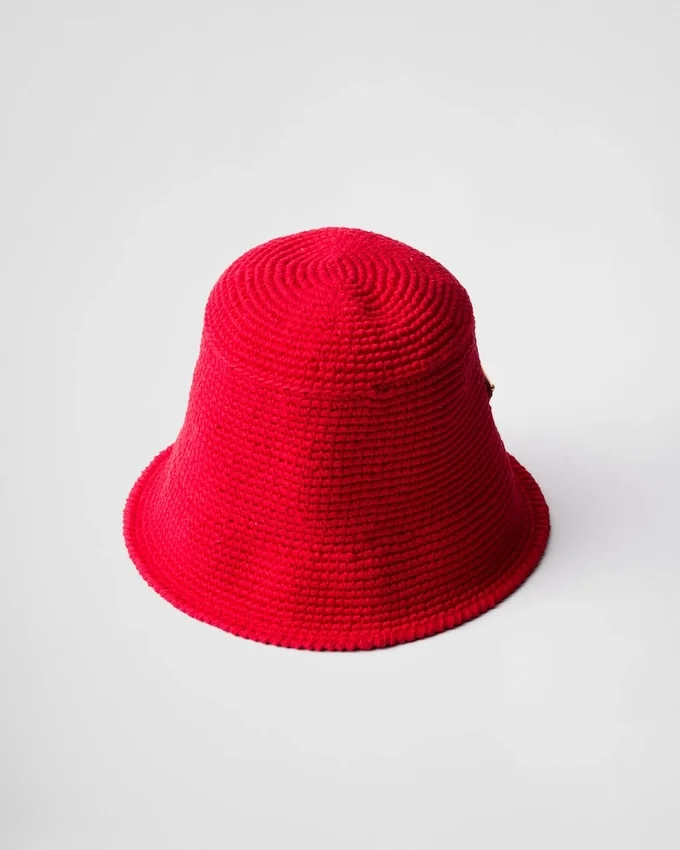 Słomkowy kapelusz typu bucket hat Słomkowy kapelusz typu bucket hat