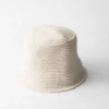 Słomkowy kapelusz typu bucket hat Słomkowy kapelusz typu bucket hat
