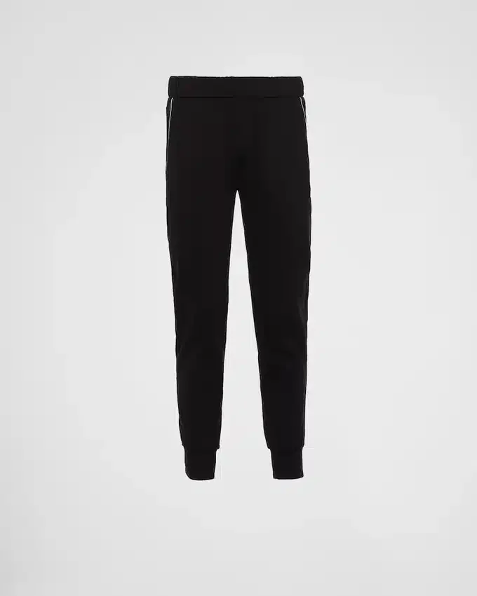 Spodnie dresowe z detalami z Re-Nylon Spodnie dresowe z detalami z Re-Nylon