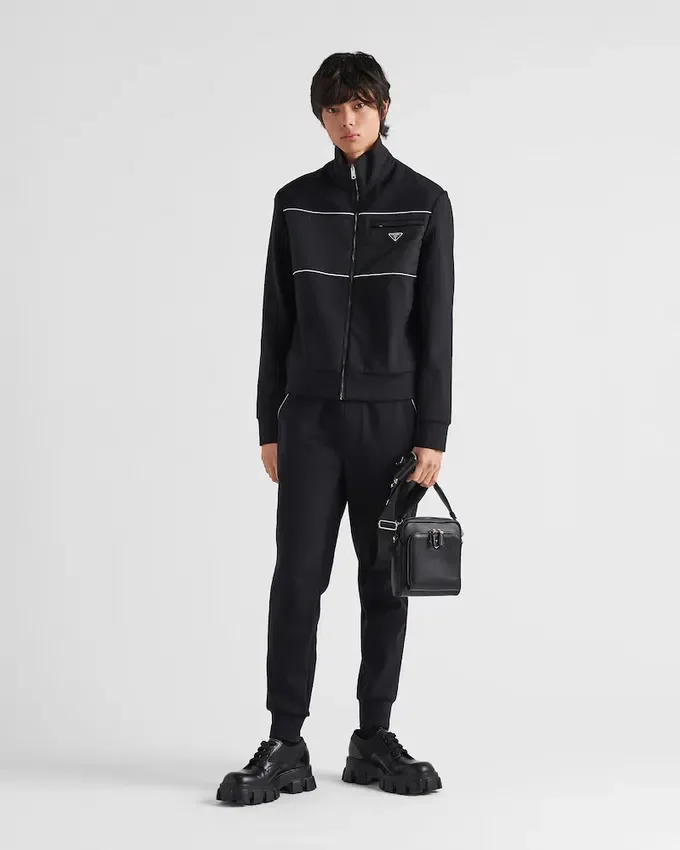 Spodnie dresowe z detalami z Re-Nylon Spodnie dresowe z detalami z Re-Nylon