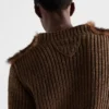Sweter z wełny i owczej skóry Sweter z wełny i owczej skóry