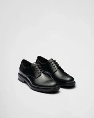 Sznurowane buty z szczotkowanej skóry
