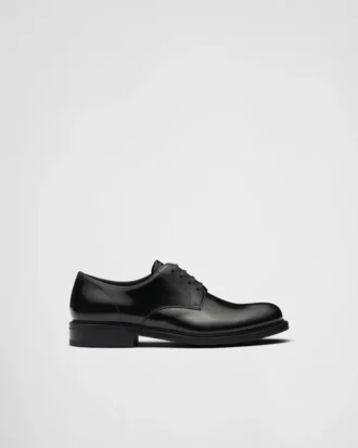Sznurowane buty z szczotkowanej skóry
