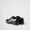 Sznurowane buty z szczotkowanej skóry Sznurowane buty z szczotkowanej skóry