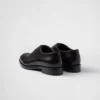 Sznurowane buty z szczotkowanej skóry