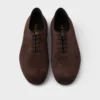 Sznurowane buty z zamszu