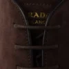 Sznurowane buty z zamszu