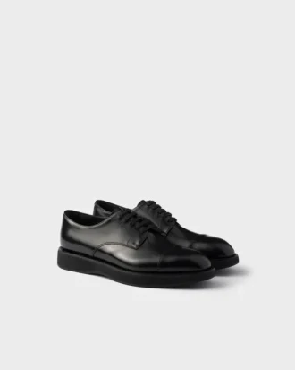 Sznurowane buty ze szczotkowanej skóry Sznurowane buty ze szczotkowanej skóry