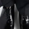 Sznurowane buty ze szczotkowanej skóry