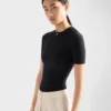 T-shirt z krótkim rękawem z elastycznego materiału T-shirt z krótkim rękawem z elastycznego materiału