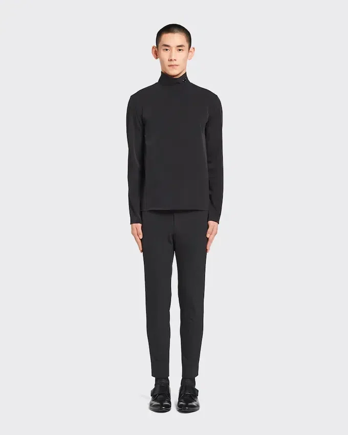 Techniczny sweter z golfem Techniczny sweter z golfem