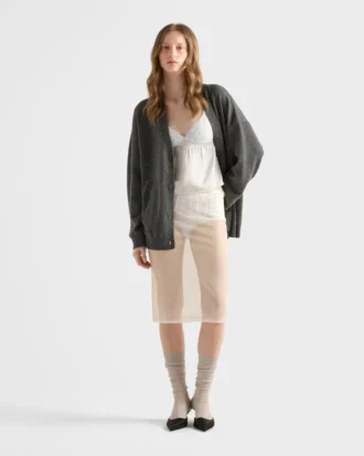 Top z satyny i koronki w stylu vintage