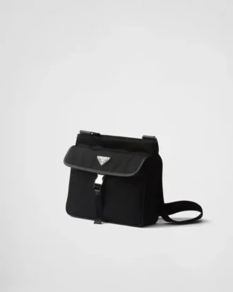 Torba na ramię z nylonu Re-Nylon i skóry Saffiano Torba na ramię z nylonu Re-Nylon i skóry Saffiano