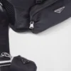 Torba na zwierzęta z nylonu Re-Nylon i skóry Saffiano Torba na zwierzęta z nylonu Re-Nylon i skóry Saffiano