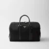 Torba podróżna z materiału Re-Nylon i skóry Saffiano Torba podróżna z materiału Re-Nylon i skóry Saffiano