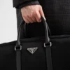 Torba podróżna z materiału Re-Nylon i skóry Saffiano Torba podróżna z materiału Re-Nylon i skóry Saffiano