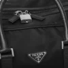 Torba podróżna z nylonu Re-Nylon i skóry Saffiano Torba podróżna z nylonu Re-Nylon i skóry Saffiano