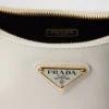 Torebka Prada Re-Edition Mini z skóry Saffiano Torebka Prada Re-Edition Mini z skóry Saffiano