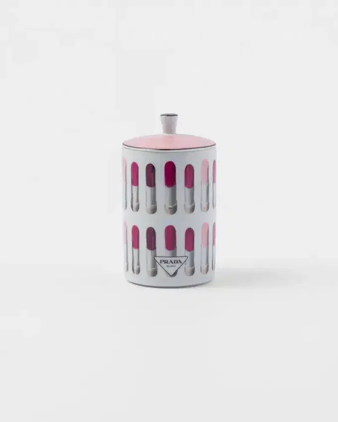 Świeca zapachowa z porcelany – styl szminki Świeca zapachowa z porcelany – styl szminki