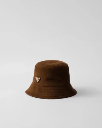 Zamszowa czapka typu bucket