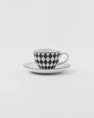 Zestaw czterech porcelanowych filiżanek do espresso – wzór szachownicy
