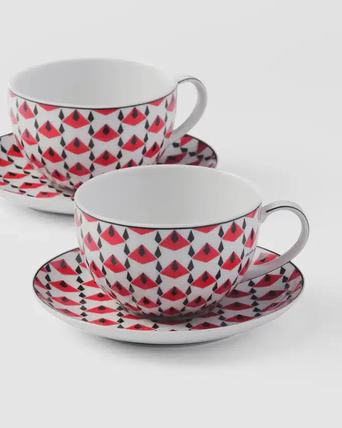 Zestaw dwóch porcelanowych filiżanek do cappuccino – Vienna Red Zestaw dwóch porcelanowych filiżanek do cappuccino – Vienna Red